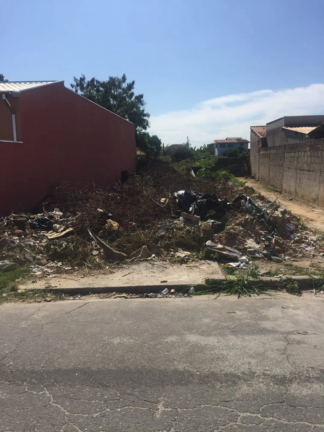 Imagem Terreno à venda 250M², Moreira César, Pindamonhangaba - SP