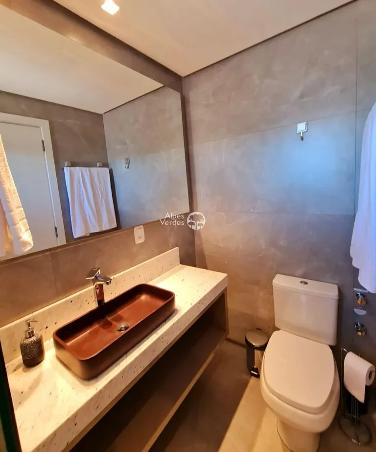 Imagem Encantador Apartamento de 1 Quarto à Venda em Gramado Centro 74m2