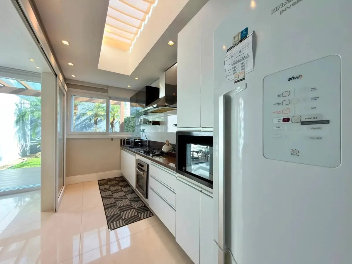 Imagem CASA EM CONDOMÍNIO À VENDA