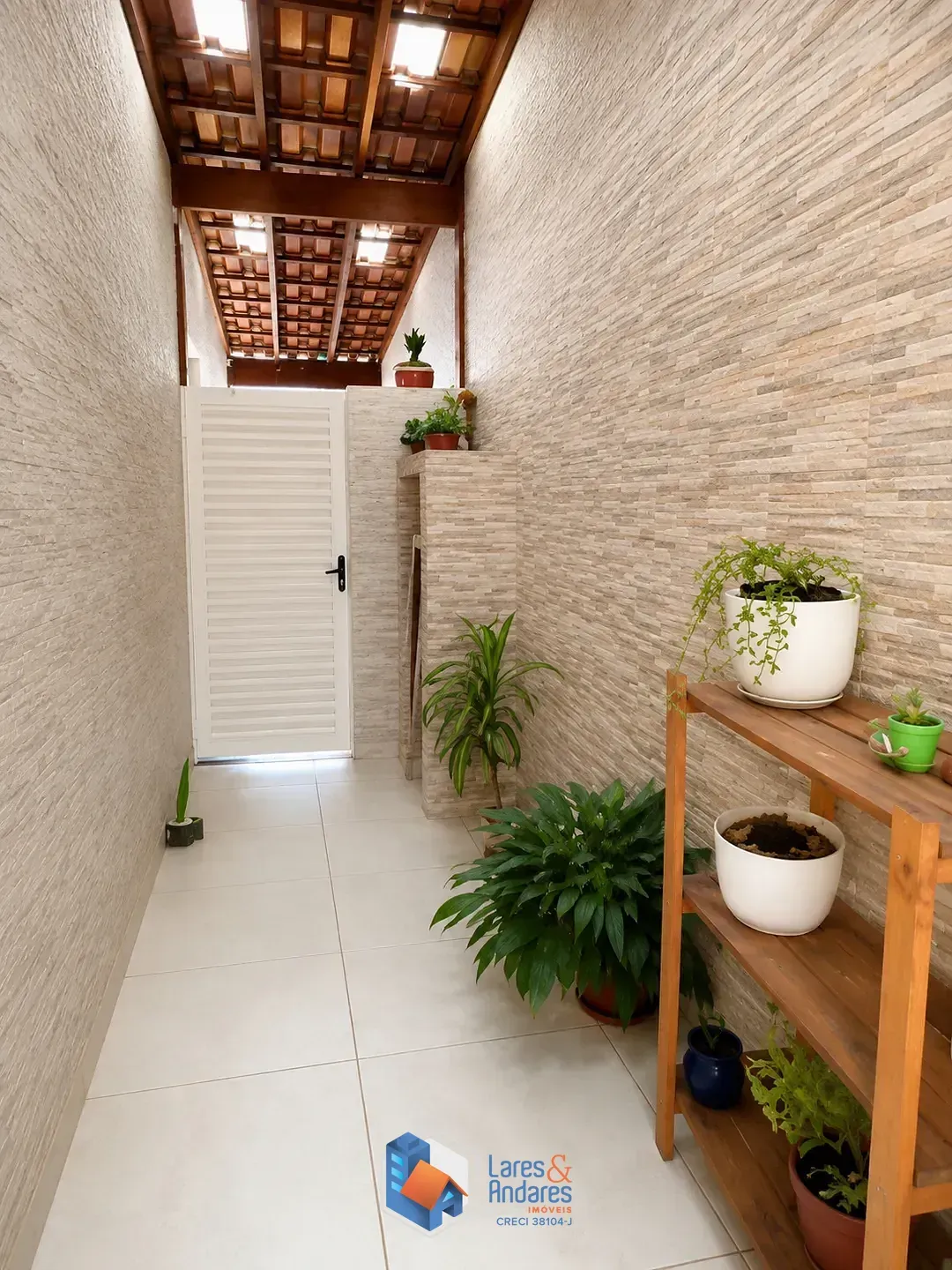 Imagem Casa no condomínio Loteamento City Jaragua para venda com 3 quartos, 90m²
