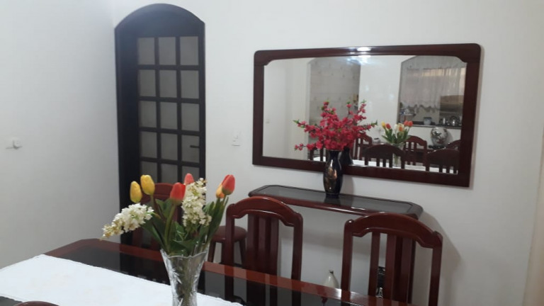 Imagem Sobrado com 3 Quartos à Venda, 130 m² em Jardim Piqueroby - São Paulo