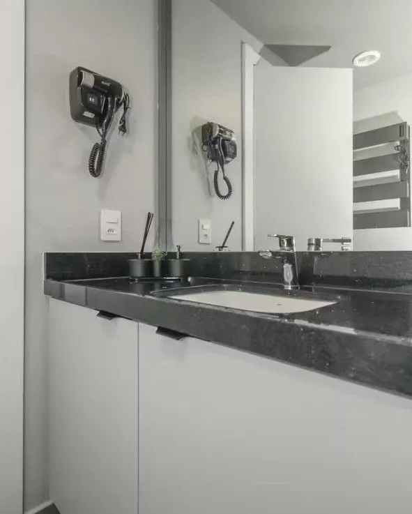 Imagem Studio mobiliado e pronto para Airbnb - GO Carlos Gomes, POA