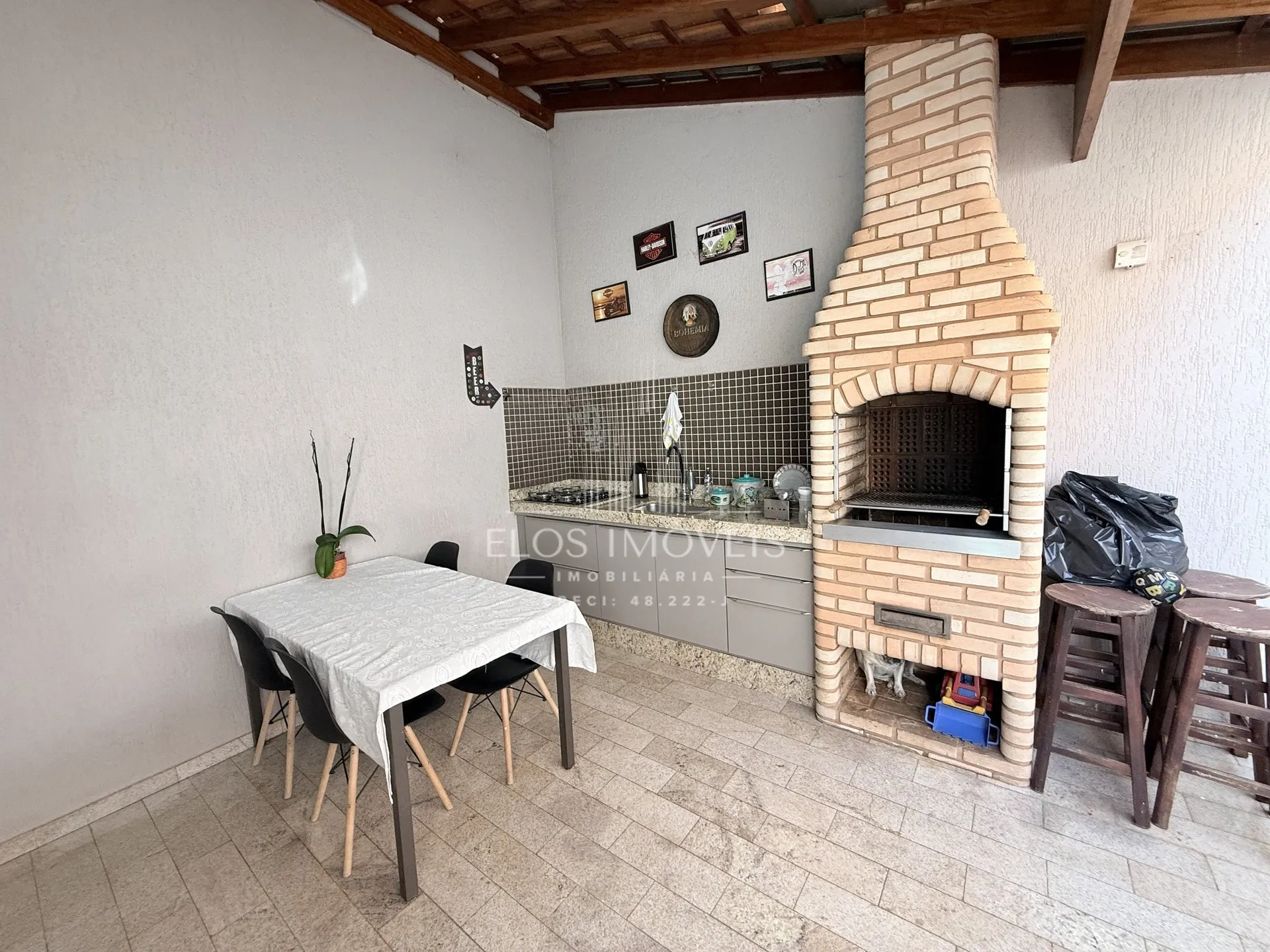 Imagem Sobrado de 3 quartos, 161m² no bairro Jardim Caieira, em Limeira