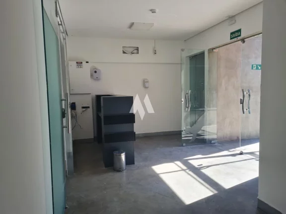 Imagem Sobrado Comercial para alugar no Canal 01 em Santos - SP