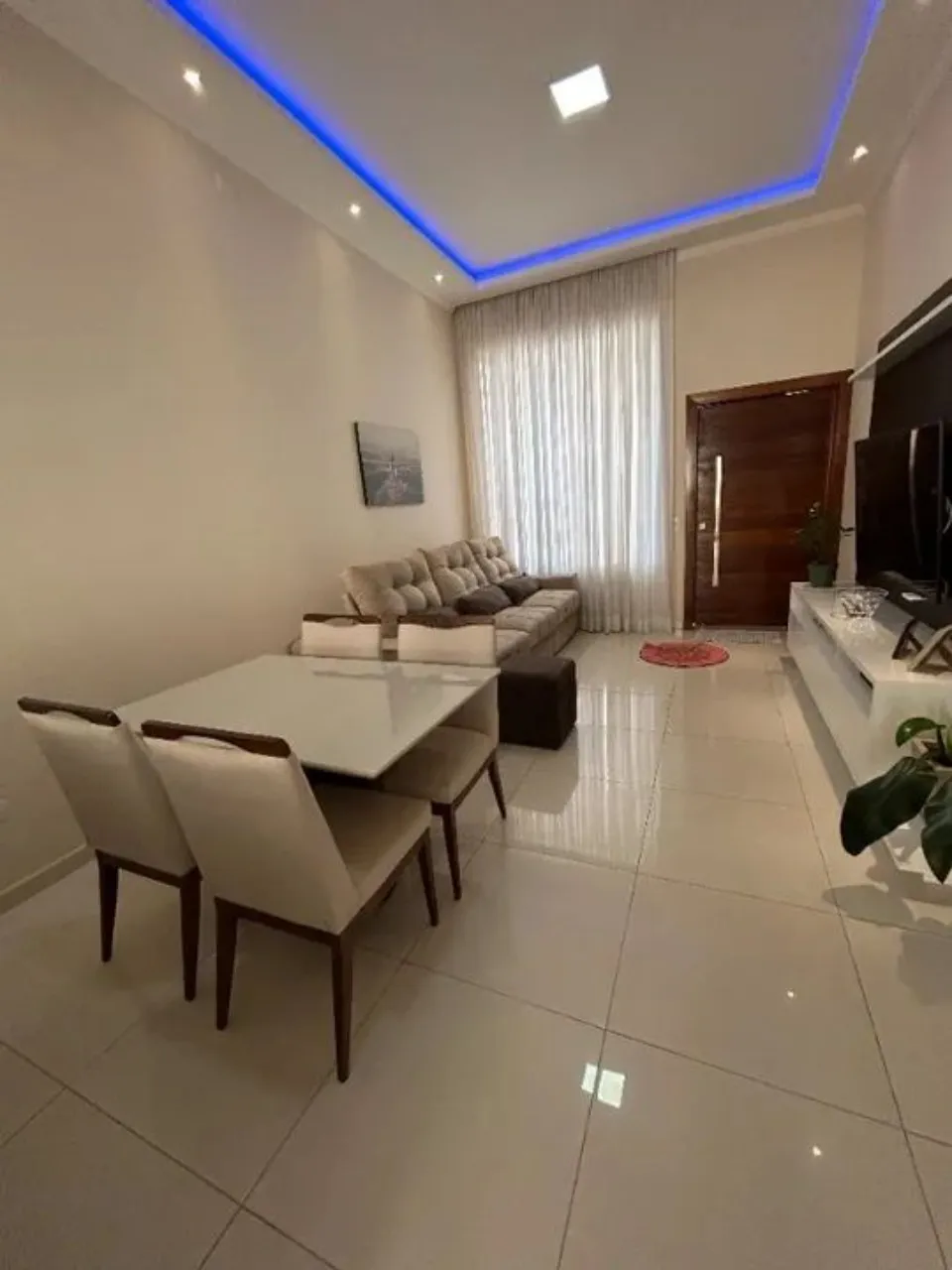 Imagem Linda casa em condomínio à venda em Sorocaba-SP, bairro Loteamento Dinorá Rosa! 2 quartos, 1 suíte, 2 salas, 2 banheiros, 2 vagas de garagem, 86m² de área. Aproveite!