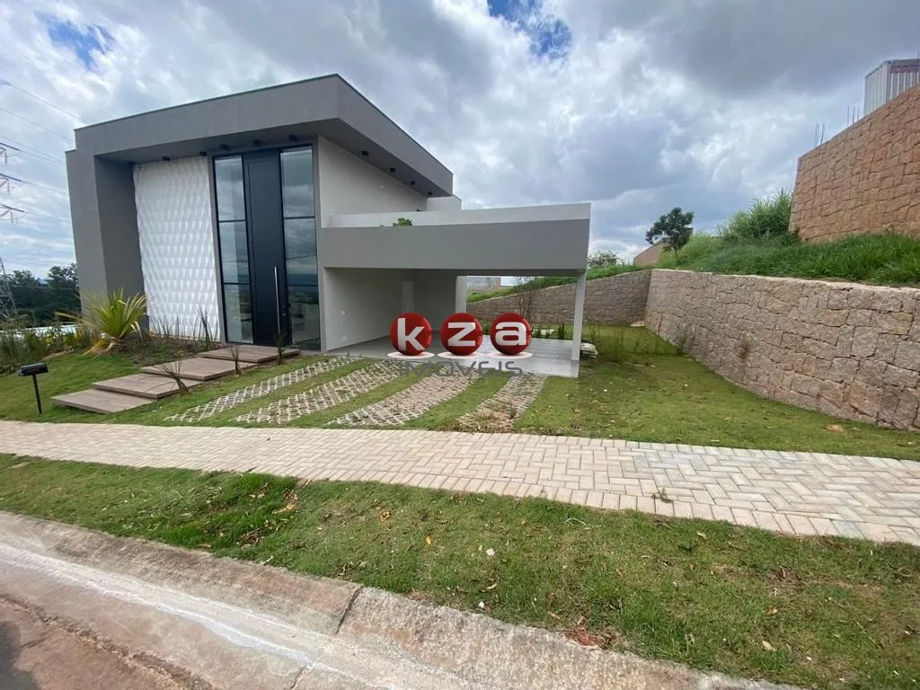 Imagem Casa de Luxo em Condomínio Campo de Toscana, Vinhedo-SP: 4 Quartos, 4 Suítes, 3 Salas, 6 Banheiros, 6 Vagas, 328m². Venda ou Locação.