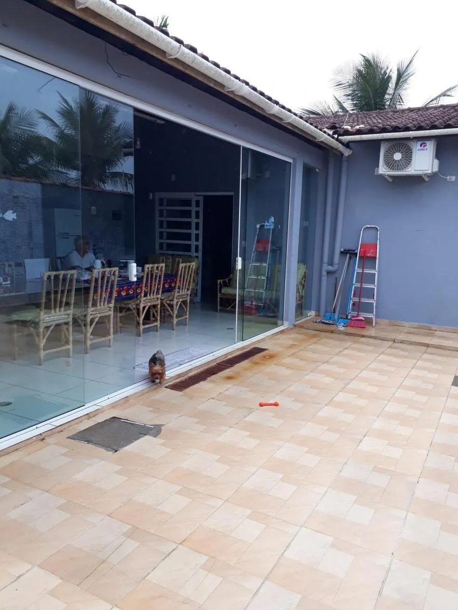 Casa para Venda em Itanhaém, Jamaica (Praia), 3 dormitórios, 1 suíte, 2 banheiros, 2 vagas