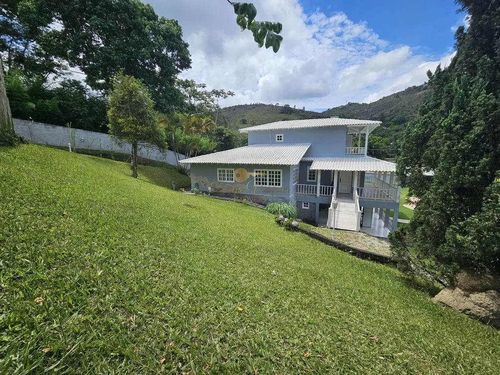 Imagem Casa em Condomínio para Venda em Teresópolis / RJ no bairro Green Valley