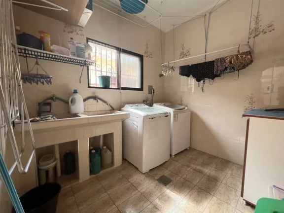 Imagem Casa com 6 dorms, Canto do Forte, Praia Grande - R$ 1.45 mi, Cod: 809
