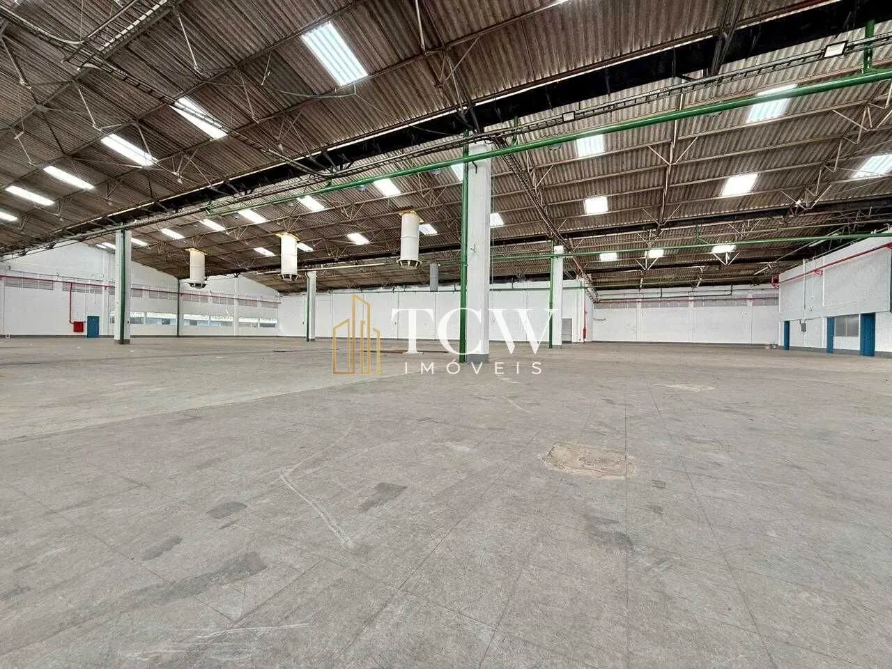Imagem Galpão Industrial à Venda em Guarulhos/SP | 7.973 m² | Cidade Aracília | Próximo à Rodovia Dutra