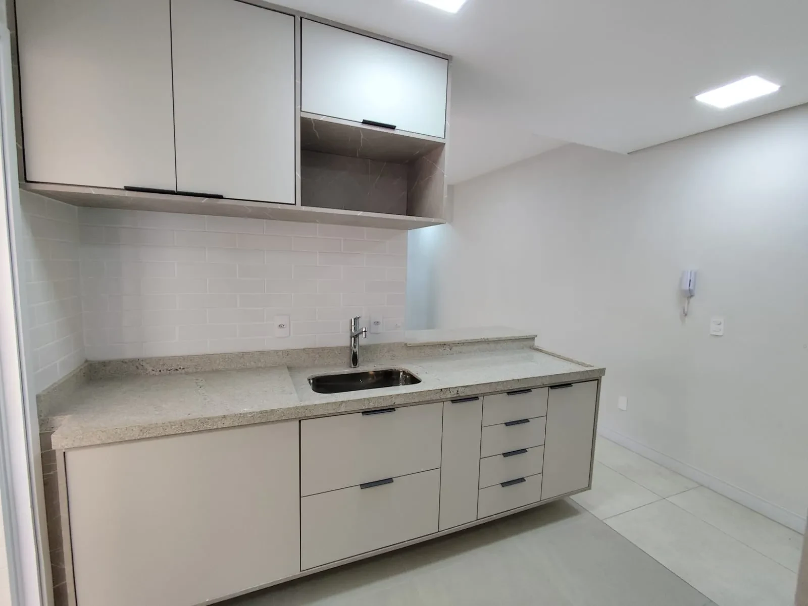Imagem Apartamento com 2 Quartos à Venda, 82 m² em Aparecida - Santos
