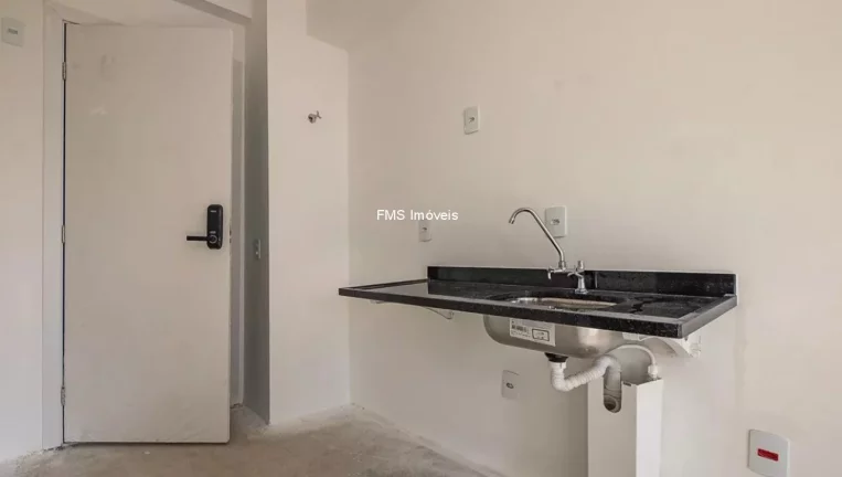Imagem Studio à venda em Pinheiros, com 1 quarto, 1 banheiro, 24m² de área.