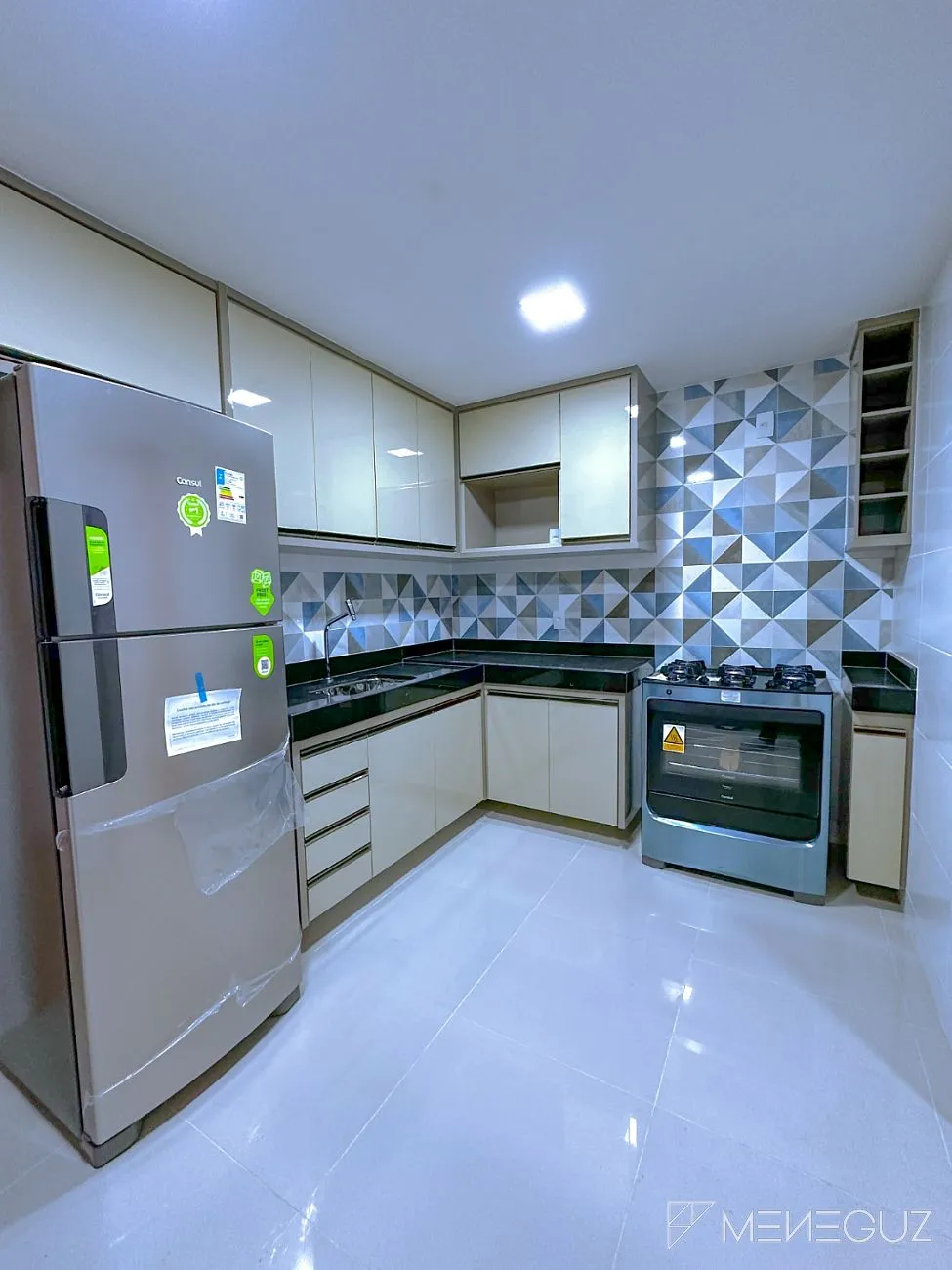 Imagem Residência Paradisíaca: Apartamento de 3 Quartos com Vista Deslumbrante para o Mar!