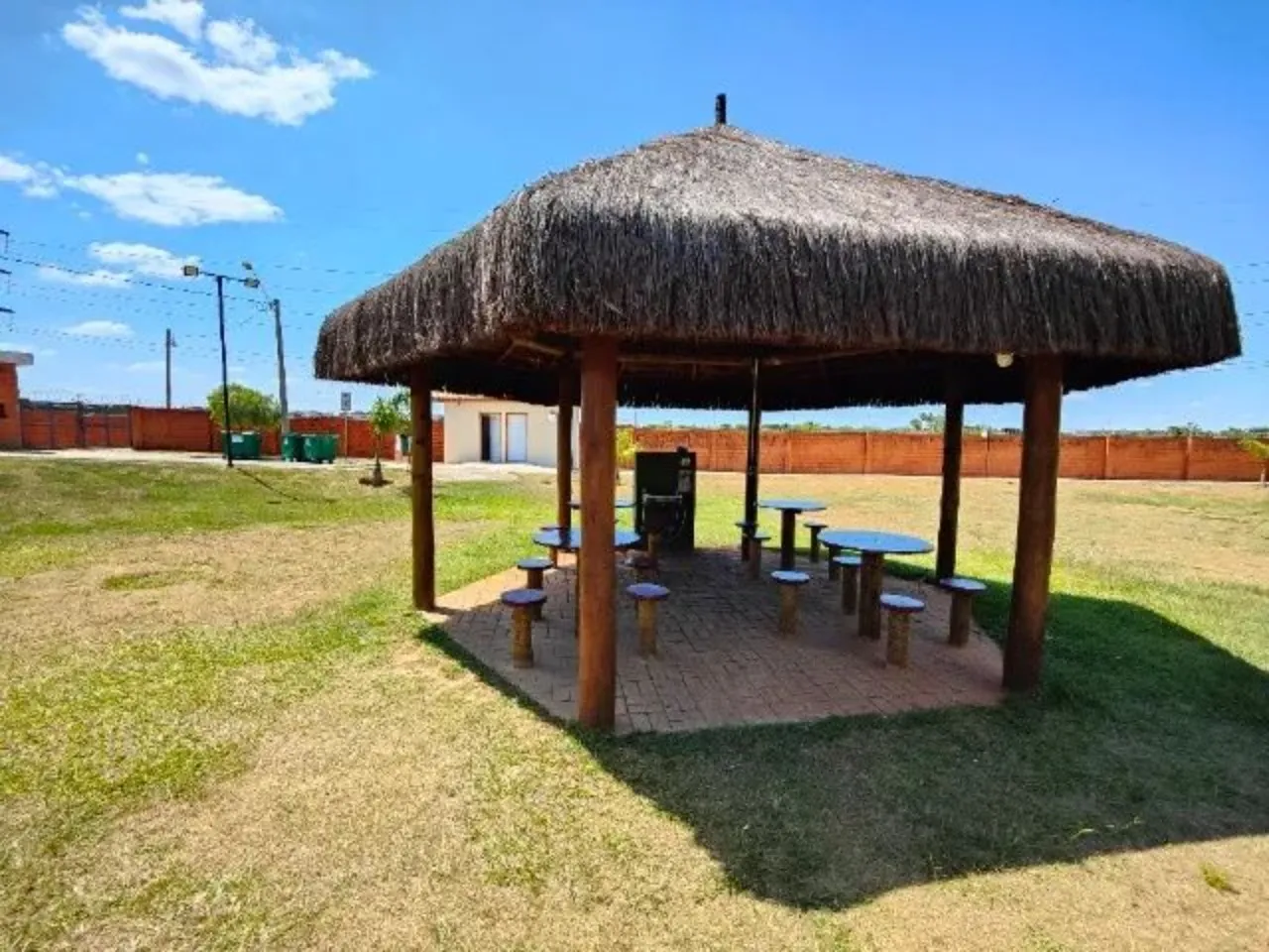 Imagem Terreno em Condomínio à Venda em Sorocaba-SP, Bairro Parque Ibiti Reserva, 272m² de Área