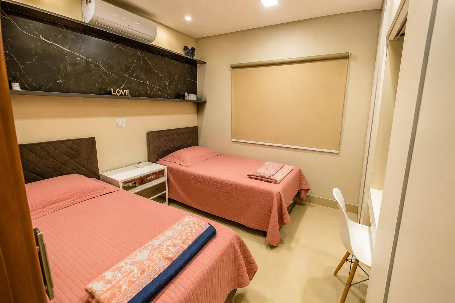Imagem Casa 3 Suítes Condomínio Primor Das Torres