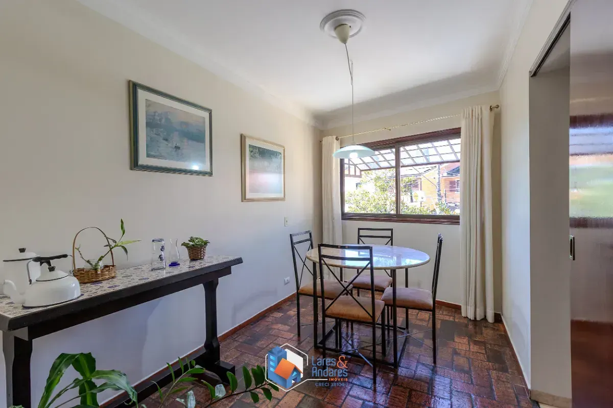 Imagem Casa para venda em Vila Nova Caledônia com 4 quartos, sendo 2 suítes, 346m²