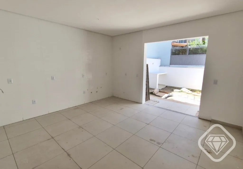 Imagem Casa no Jardins do Prado
PRONTA PARA MORAR.

Sobrado de esquina com excelente padrão construtivo e ...