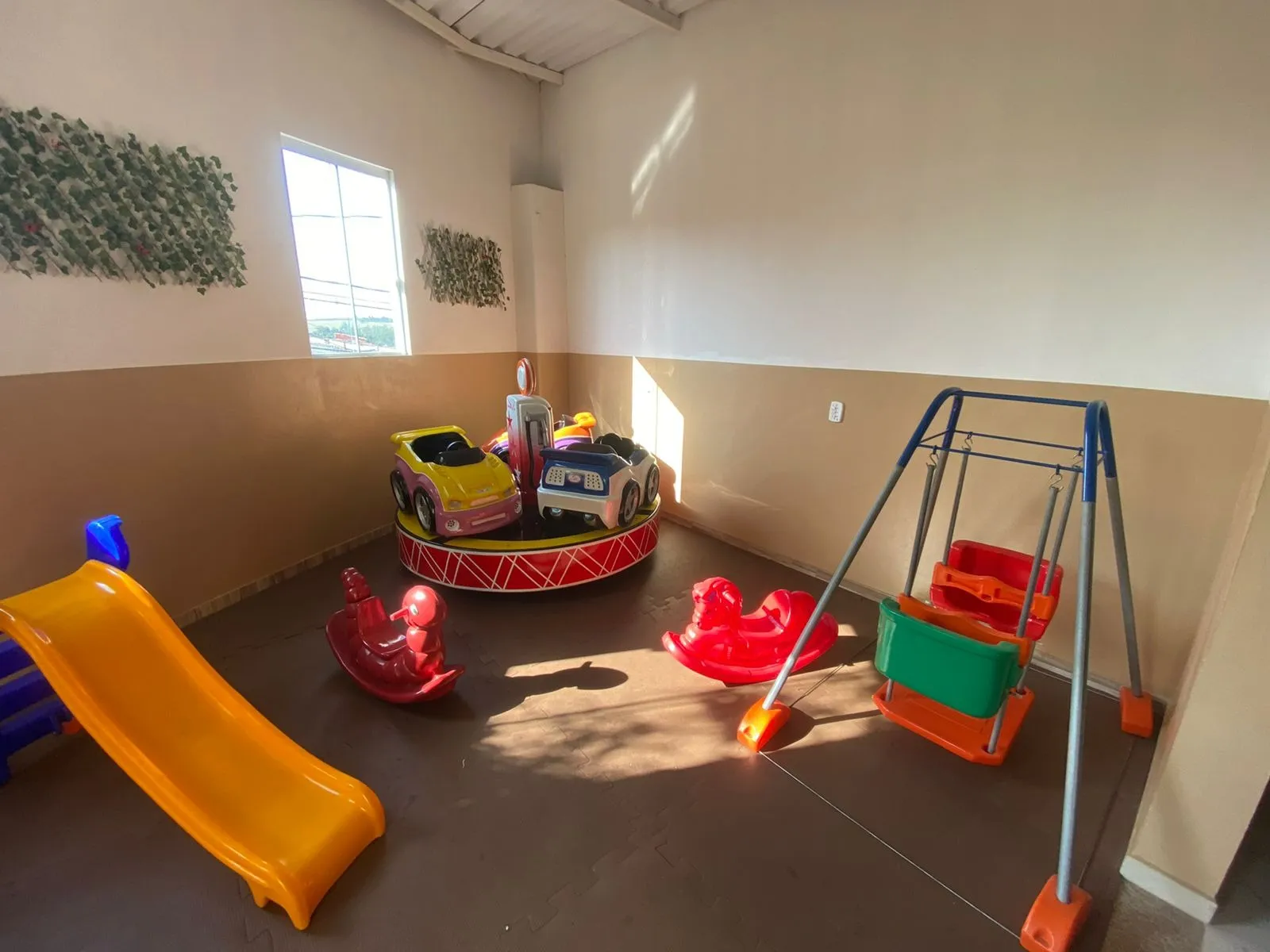 Imagem Salão e casa residencial a venda em Sorocaba-SP ótima oportunidade.