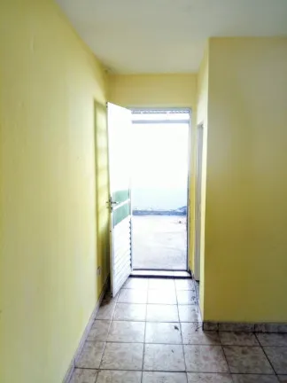 Imagem Casa com 1 Quarto para Alugar, 40 m² em Vila Zat - São Paulo