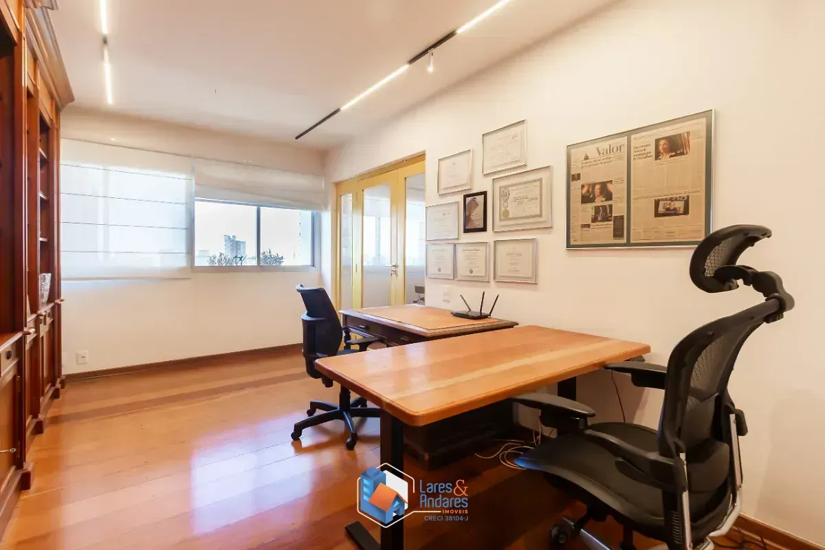 Imagem Cobertura para venda em Campo Belo com 4 quartos, sendo 3 suítes, 594m²