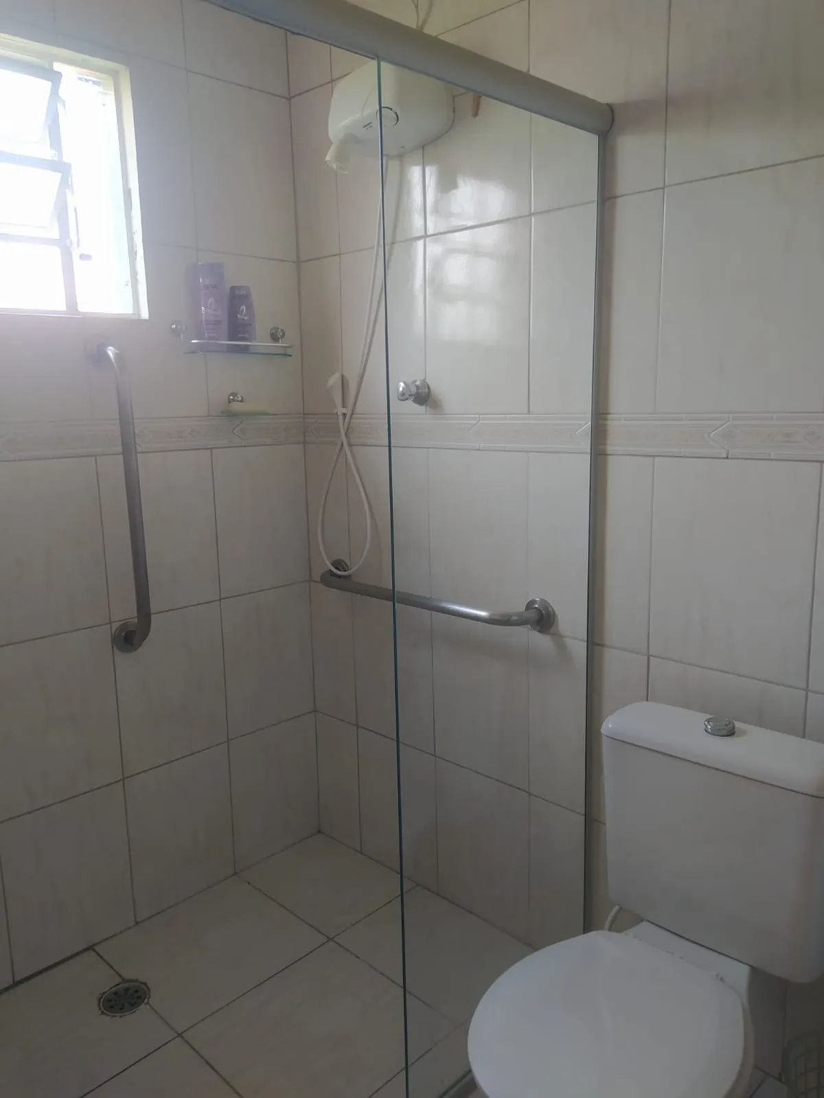 Imagem Linda Casa Térrea no Jardim Sorocaba com 3 Dormitórios e Suíte