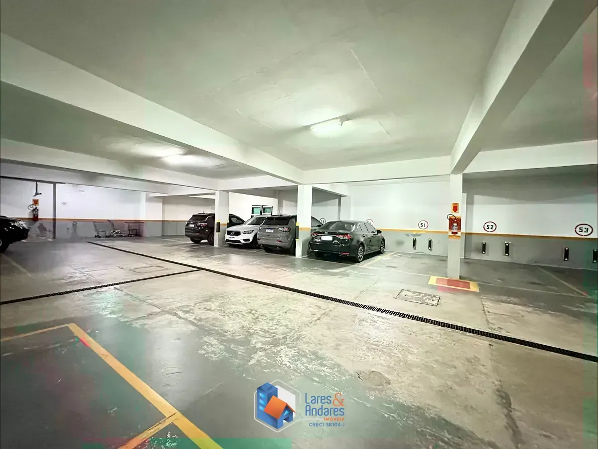 Imagem Apartamento para venda em Aclimação com 3 quartos, sendo 3 suítes, 214m²
