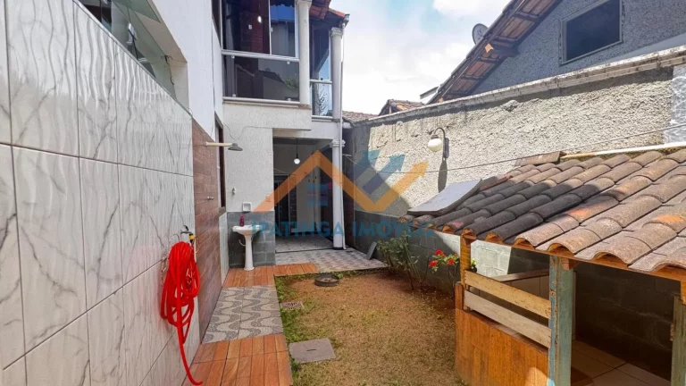 Imagem Casa duplex a venda em bairro das Águas em Ipatinga super grande de 345m², 3 dormitórios e muito mais.