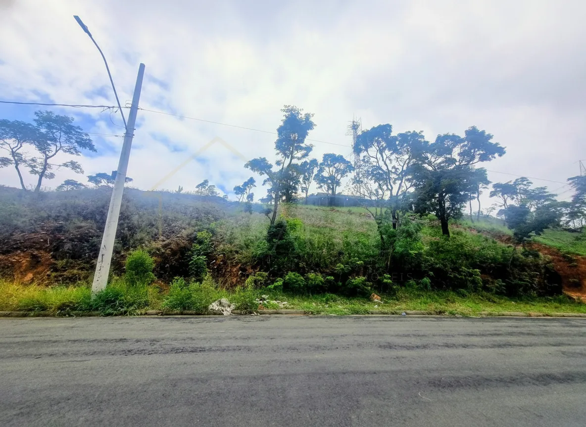Imagem Terreno 300 m² à venda em Jardim Bandeirantes, Poços de Caldas