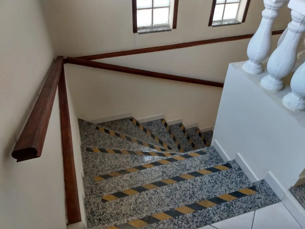 Imagem Casa para Locação 4 Quartos, 1 Suite, 2 Vagas, 120M², Centro, Pindamonhangaba - SP