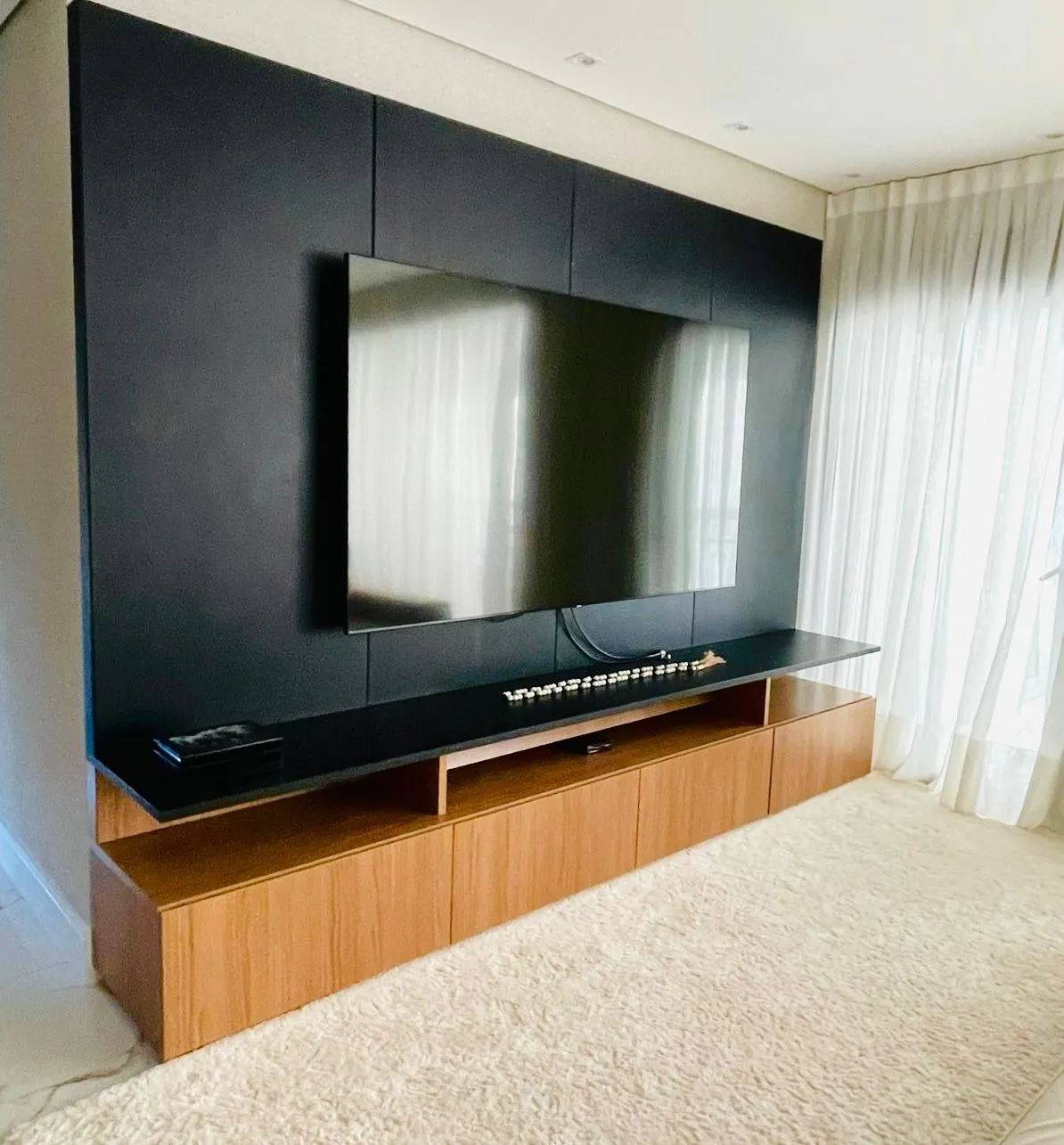Imagem Apartamento para locação em São Paulo-SP, Green Valley Alphaville: 3 suítes, 2 salas, 4 banheiros, 4 vagas, 228m². Aproveite!