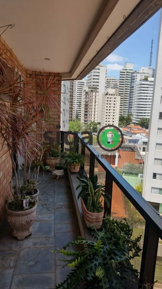 Imagem Apartamento de alto padrão na Aclimação com 4 dormitórios, vista panorâmica e 3 vagas