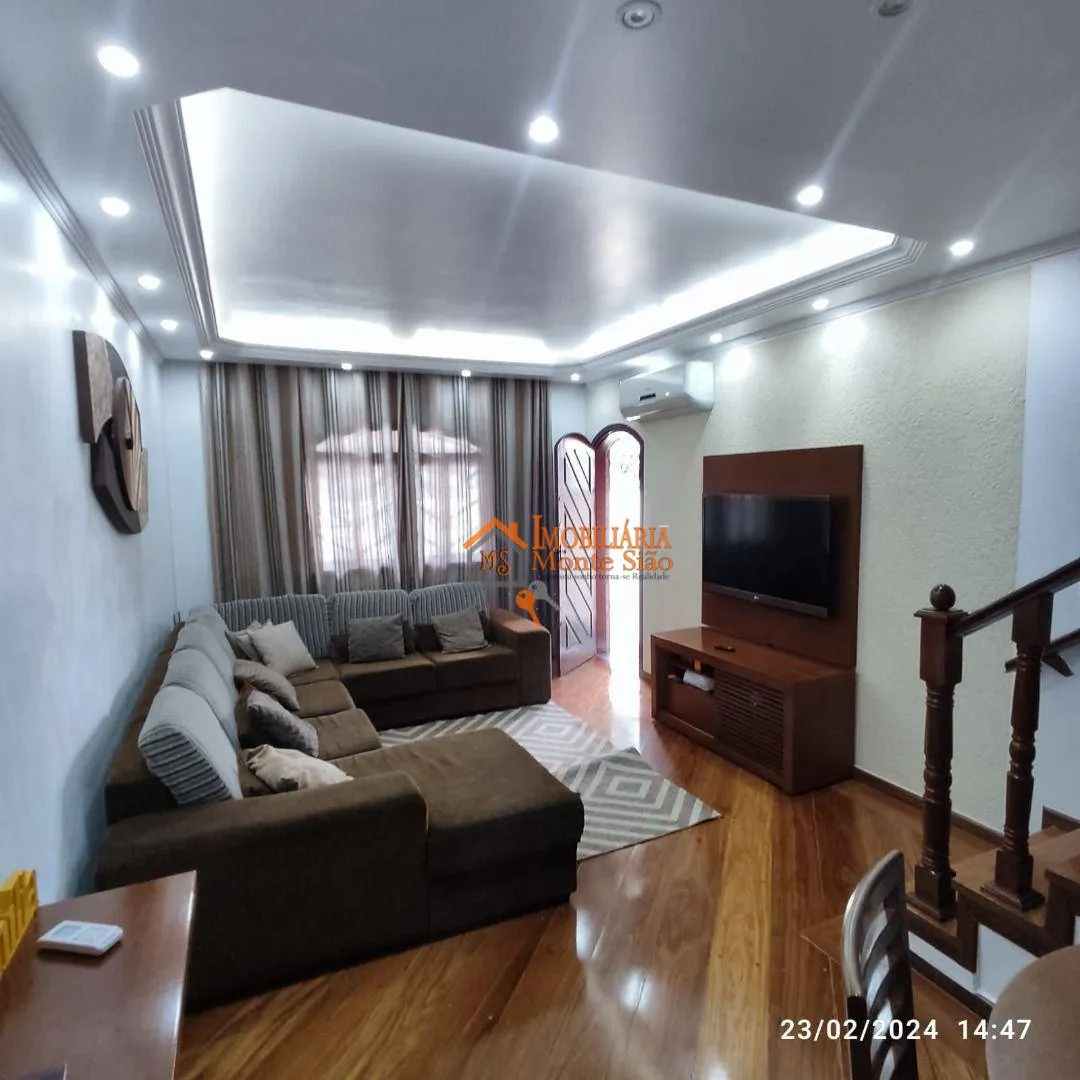 Imagem Sobrado com 3 dormitórios à venda, 198 m² por R$ 897.000,00 - Jardim Vila Galvão - Guarulhos/SP