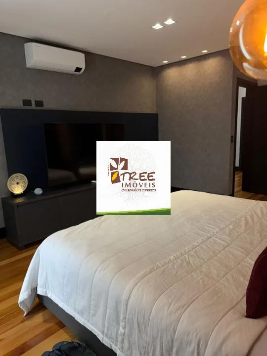 Imagem VENDA DE SOBRADO NO IBIRAPITANGA, EM SANTA ISABEL/SP, 375m² com 4 suítes, cozinha completa, piscina, jacuzzi, área gourmet e 6 vagas. CONSULTE-NOS.