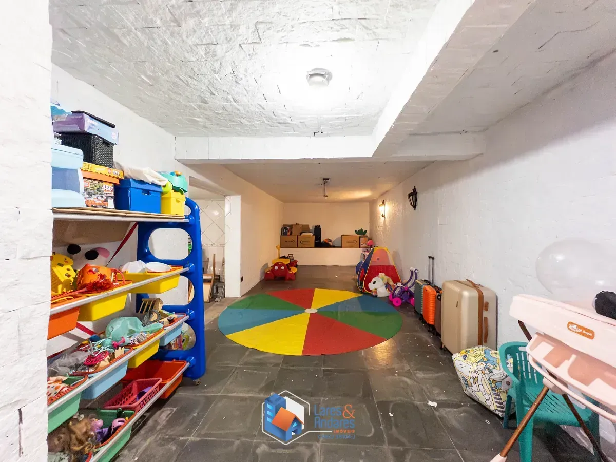 Imagem Casa para venda em Vila Marari com 3 quartos, sendo 1 suíte, 168m²