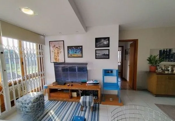 Imagem Apartamento no bairro Teresópolis de 2 dormitórios e vaga