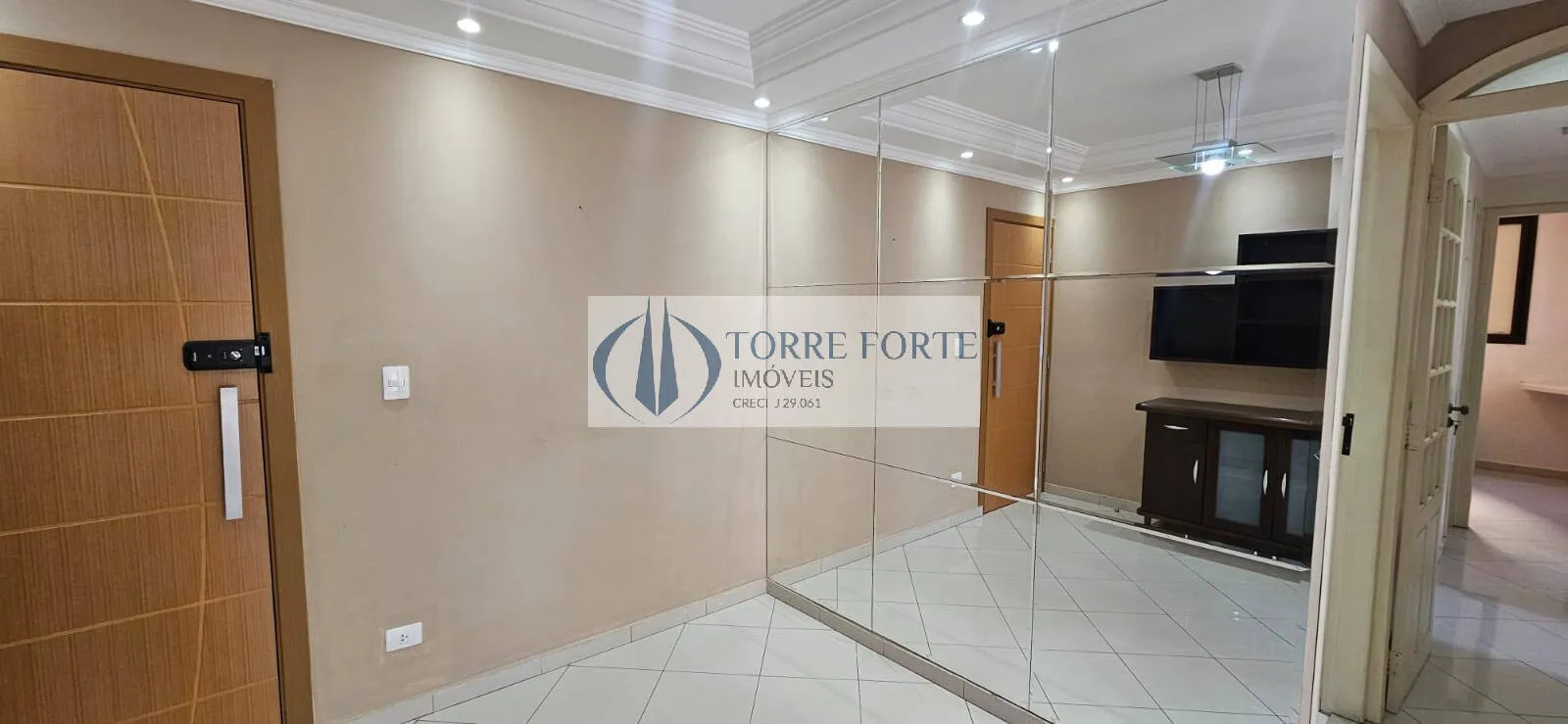 Imagem Ótimo apartamento 3 dormitórios, sala para 2 ambientes, cozinha, 1 vaga, ZN
