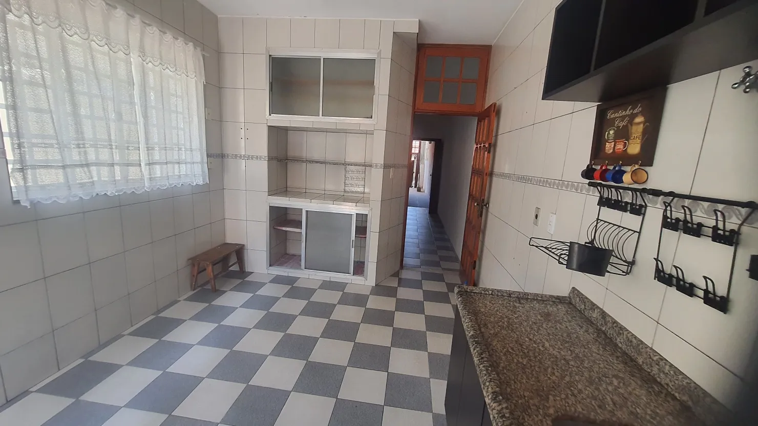 Imagem Sobrado para venda, Loteamento Santana próximo da Vila Militar, Pindamonhangaba, SP