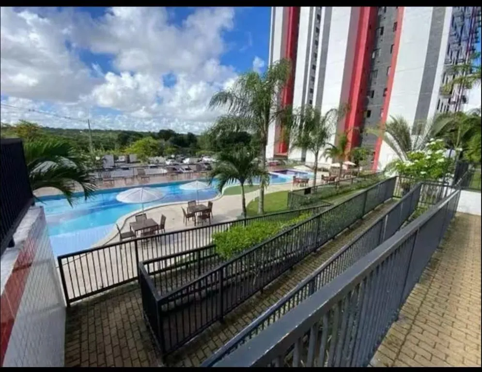 Imagem Apartamento com 2 quartos, suíte, varanda e lazer completo no Fit Jardim Botânico, no tradicional bairro da Torre.