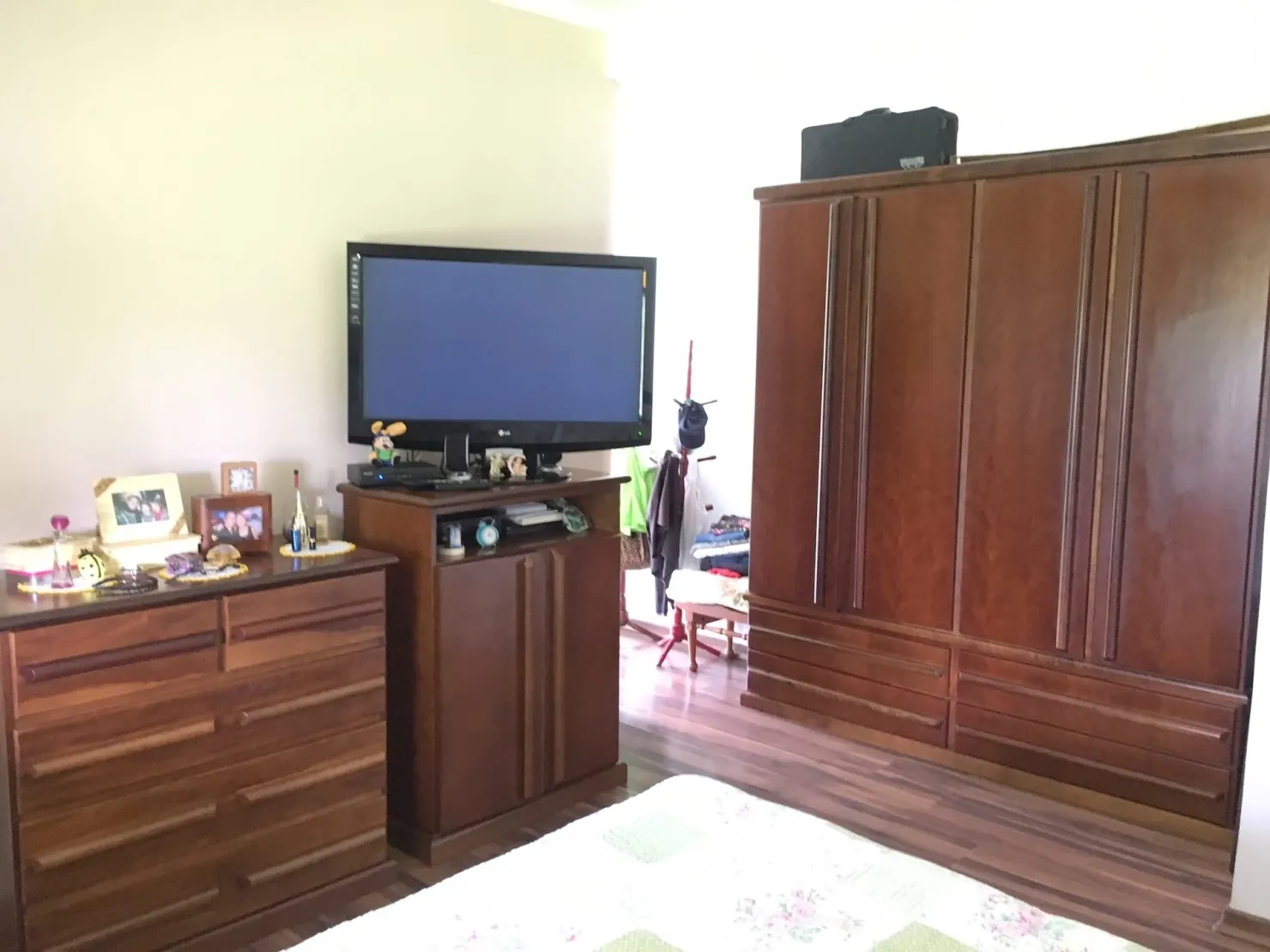 Imagem Chácara à venda 3 Quartos, 1 Suite, 10 Vagas, 12563M², Colônia Piaguí, Guaratinguetá - SP