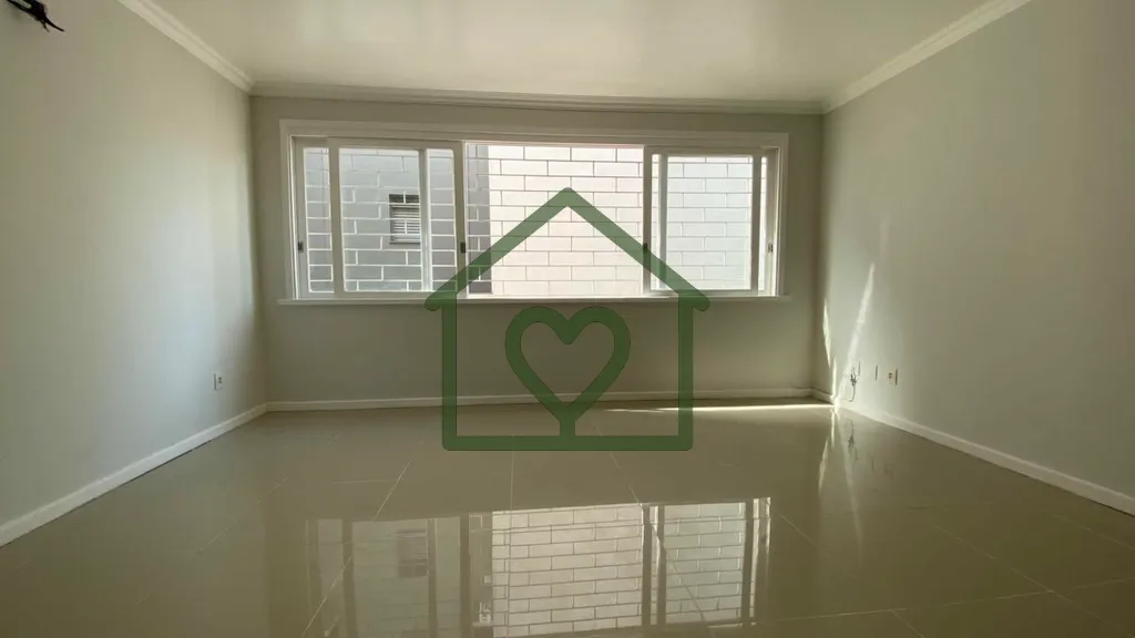 Imagem Apartamento de 3 dormitórios na Santos Neto - Petrópolis! 
Amplo, desocupado, são 128,00m2 de ár...
