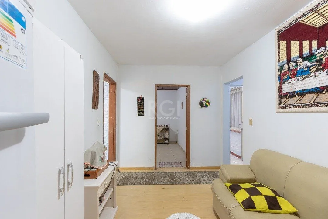 Imagem Casa para Venda - 160m², 3 dormitórios, sendo 2 suites, 3 vagas - Cristal