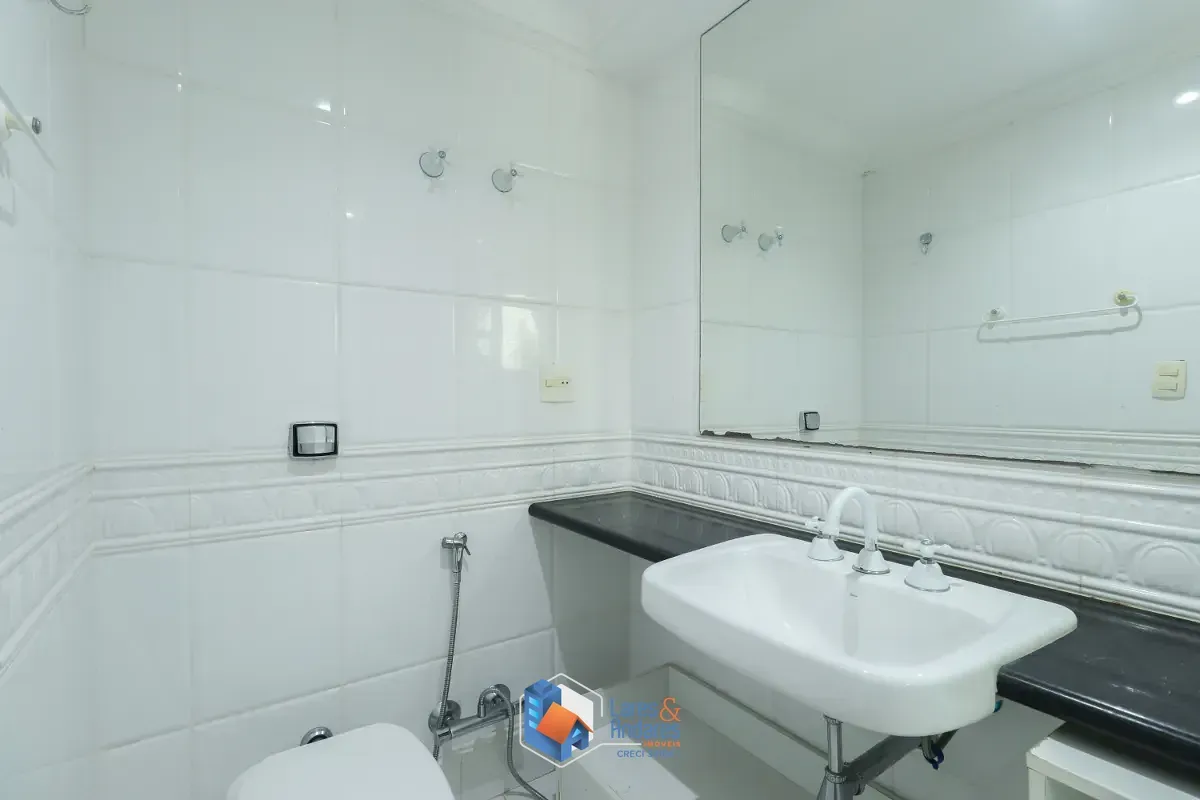 Imagem Apartamento para venda em Campo Belo com 4 quartos, sendo 1 suíte, 172m²