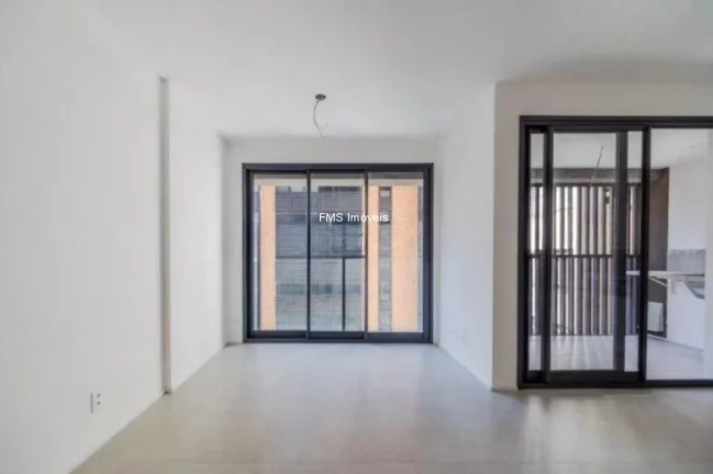Imagem Apartamento à venda no Jardim Paulista, São Paulo-SP: 2 quartos, 1 suíte, sala, 2 banheiros, 1 vaga - 70m² de área!