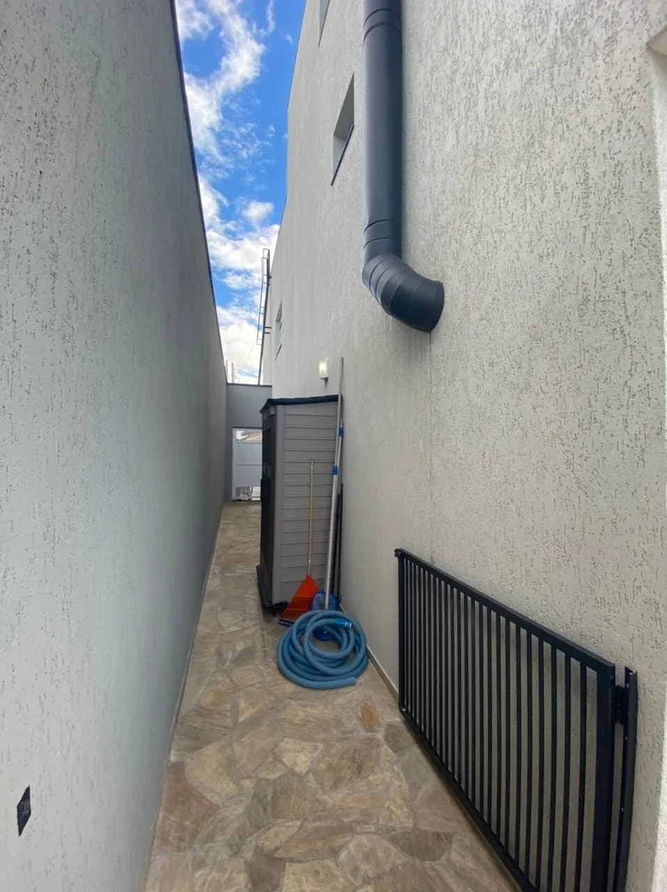 Imagem Casa à venda 3 Quartos, 1 Suite, 4 Vagas, 250M², Piracangaguá, Taubaté - SP | Condominio Jardim Oásis
