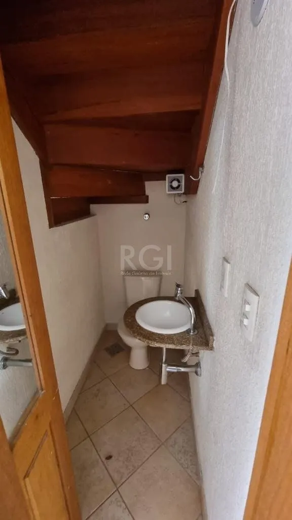 Imagem Sobrado Bairro Hípica - 3 Dormitórios