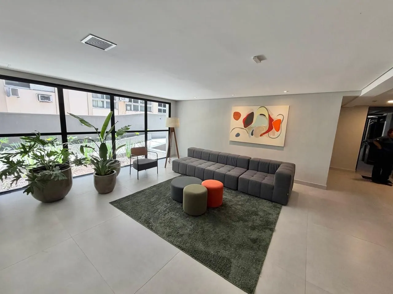 Imagem Excelente apartamento a venda no ITA123, com 2 domitórios no bairro Jardim Botânico.