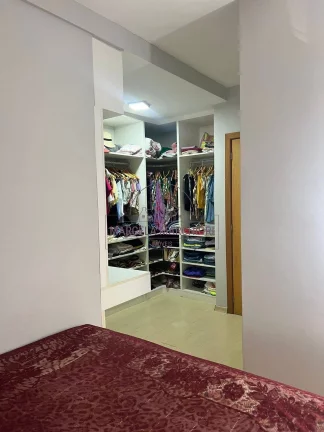 Imagem Apartamento de 3/4 com suíte e Closet, varanda com cortina de vidro