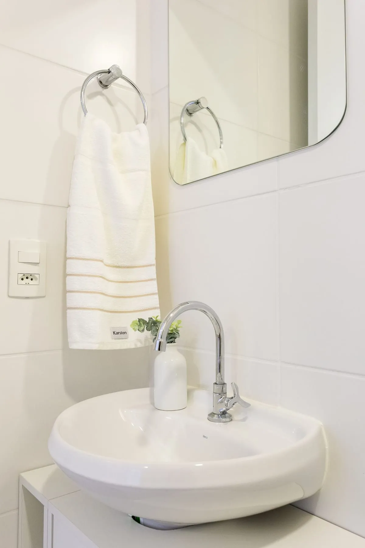 Imagem Apartamento com 1 Quarto para alugar, 28m² - Chácara Santo Antônio