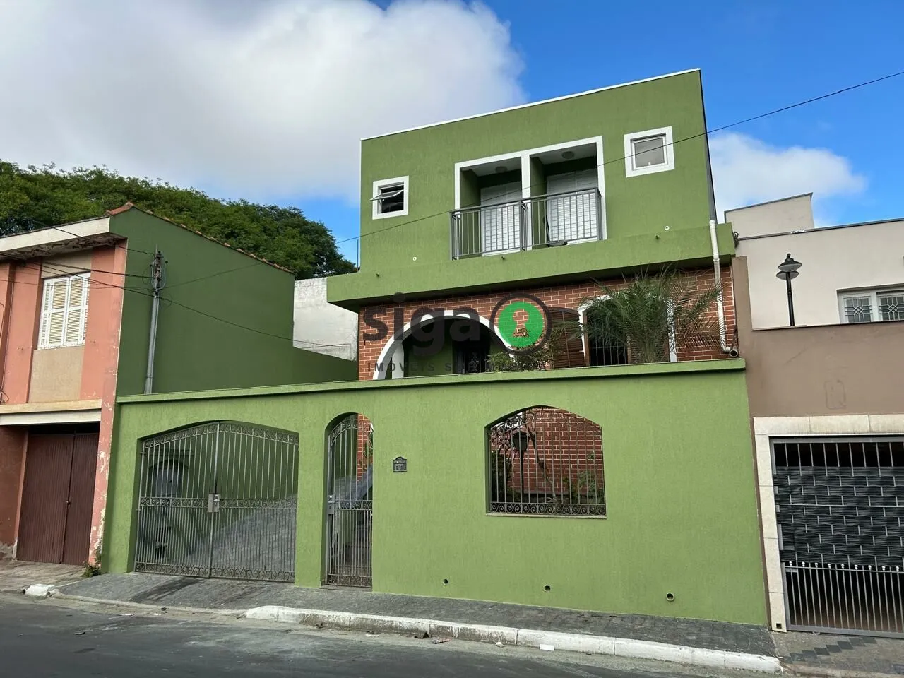 Imagem LINDO SOBRADO A VENDA
