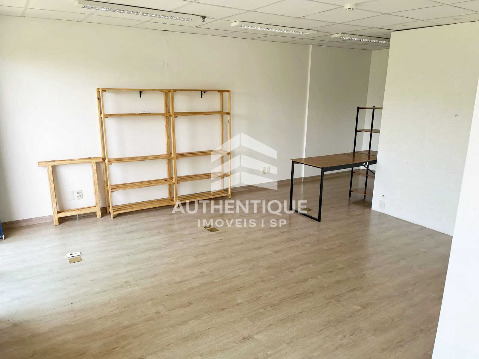 Imagem NOVAMERICA OFFICE TOWER - Sala Comercial no bairro Santo Amaro à venda